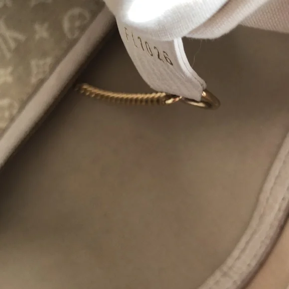 Louis Vuitton Monogram Lin Mini Bucket - Picture 6 of 6